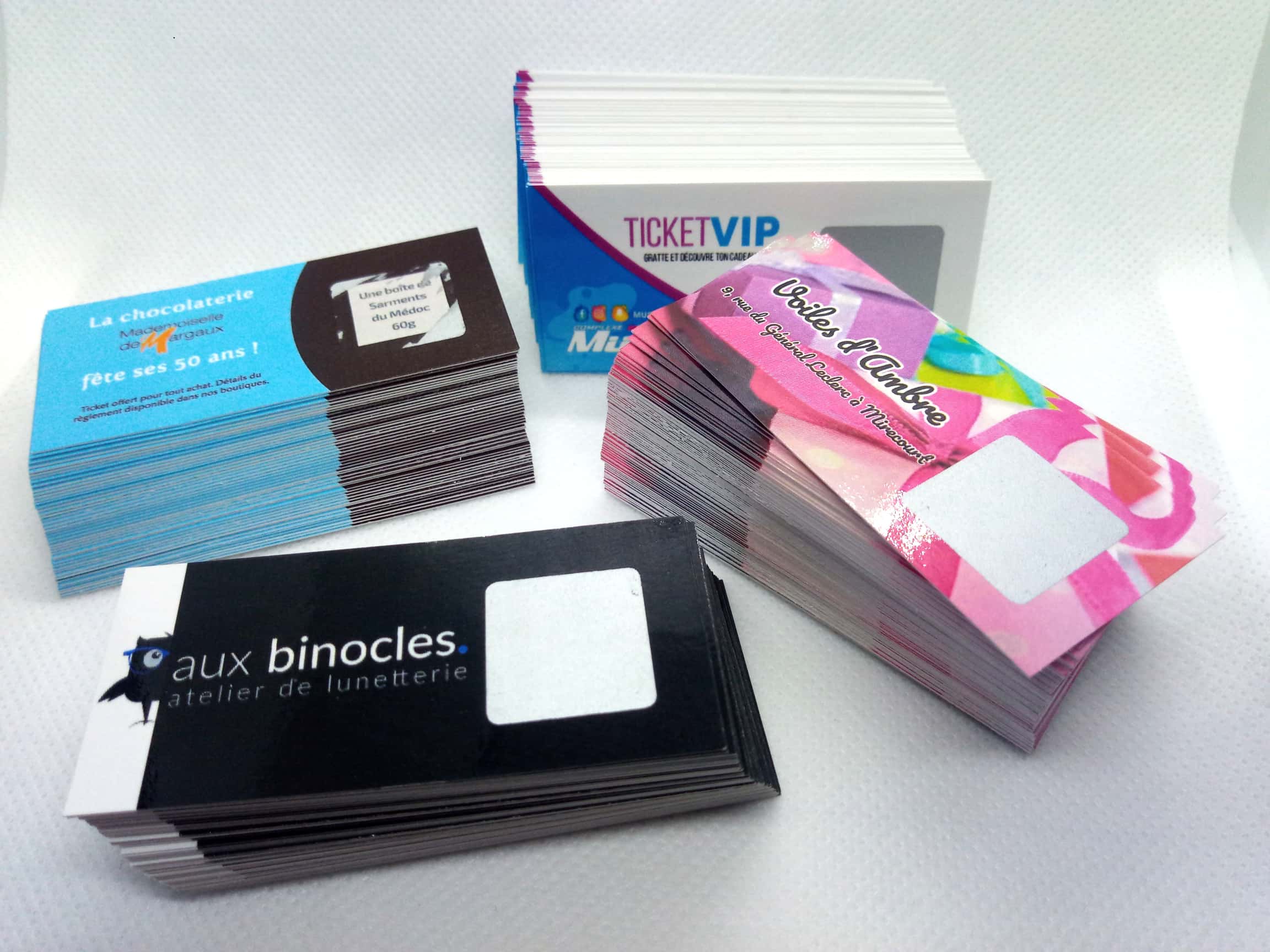 Muitas vezes, as empresas se veem em situações com produtos não vendidos. No entanto, isso não é inevitável, pois existem maneiras eficazes de transformar esse problema em vantagens. Veja como fazer isso usando o bilhete de rascar.